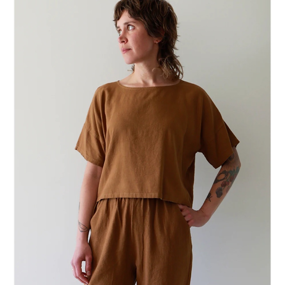 Me & Arrow Drop Shoulder Tee